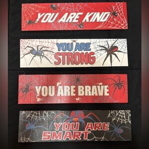 Inspirational Spider Web Wall Signs - Set of 4